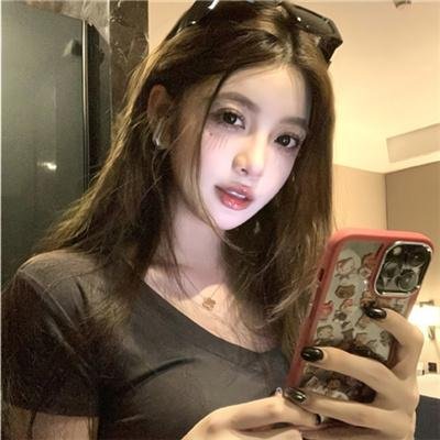 轰天俏娇娃