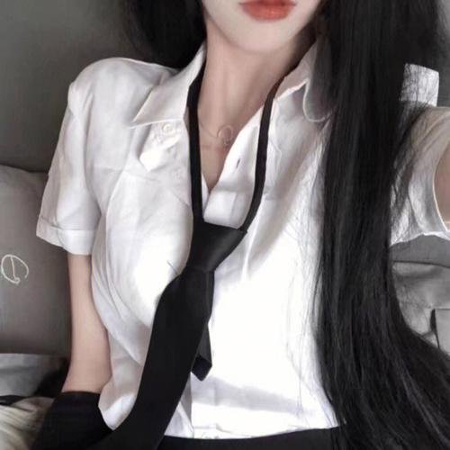 樱子小姐的脚下埋着尸体